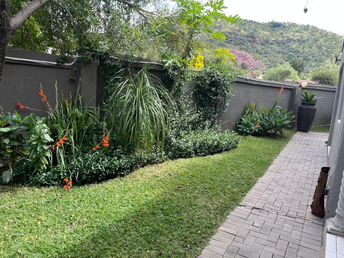 רסטנבורג Toro Guest House מראה חיצוני תמונה
