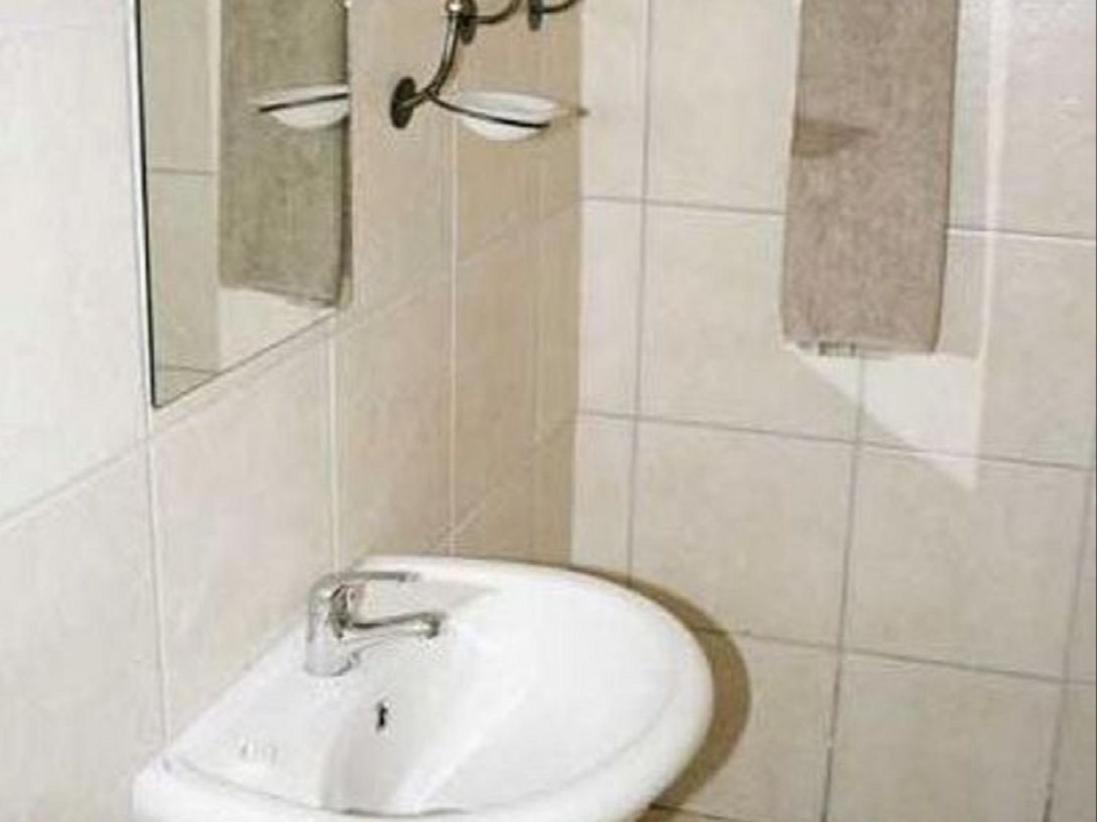 רסטנבורג Toro Guest House מראה חיצוני תמונה